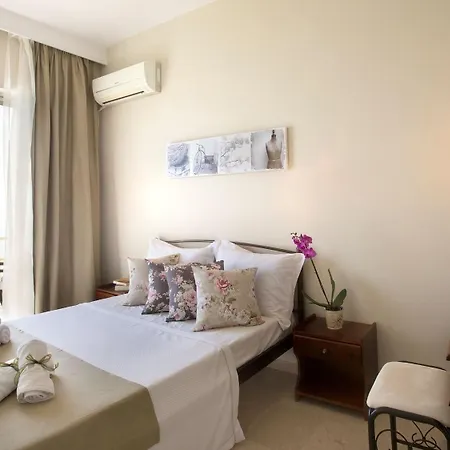Hotel Aurora 2*